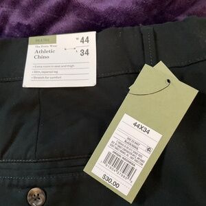 NWT Men’s Goodfellow Black Chinos 44x34